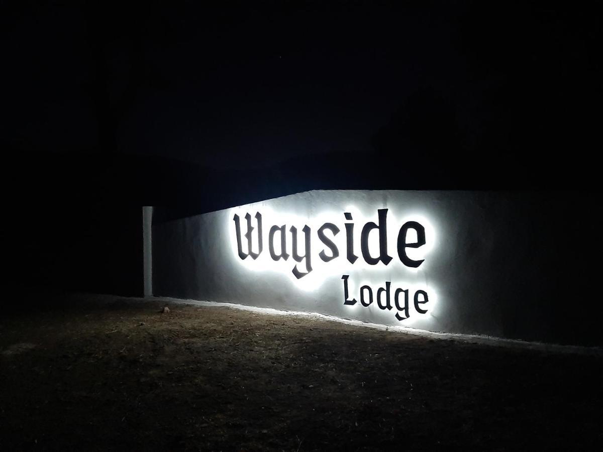 Wayside Lodge ووترفال بوفن المظهر الخارجي الصورة