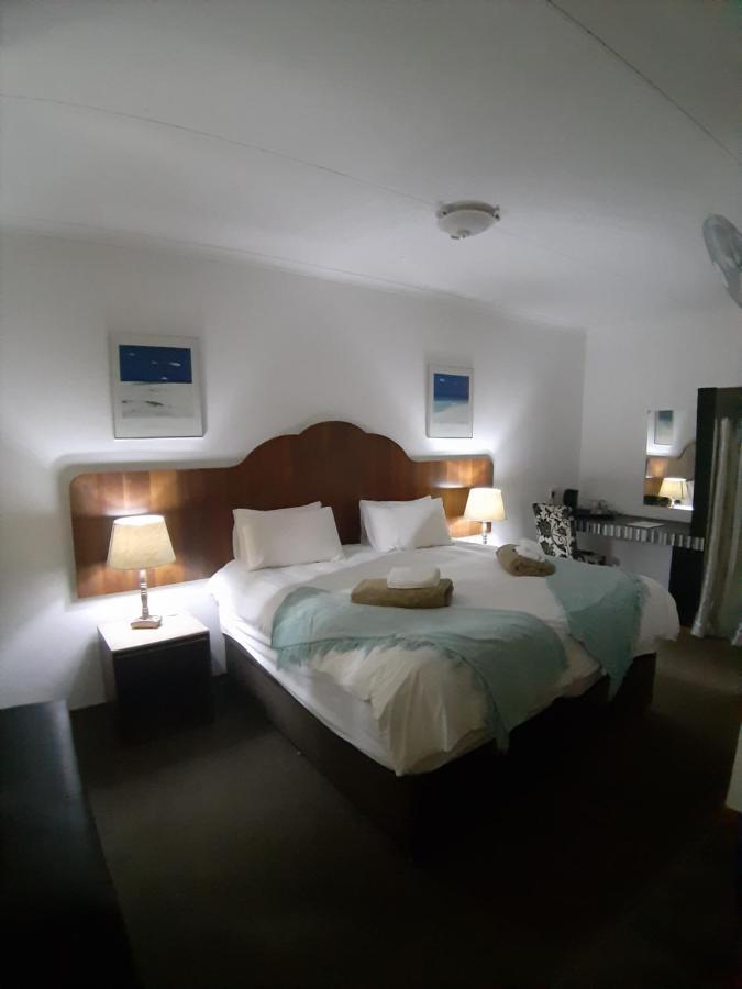 Wayside Lodge ووترفال بوفن المظهر الخارجي الصورة