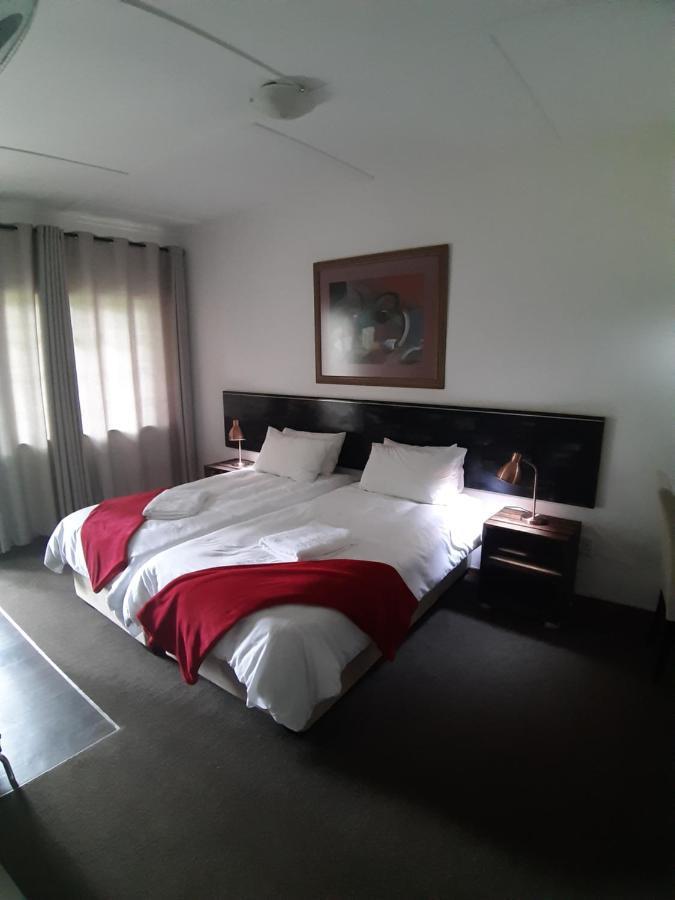 Wayside Lodge ووترفال بوفن المظهر الخارجي الصورة