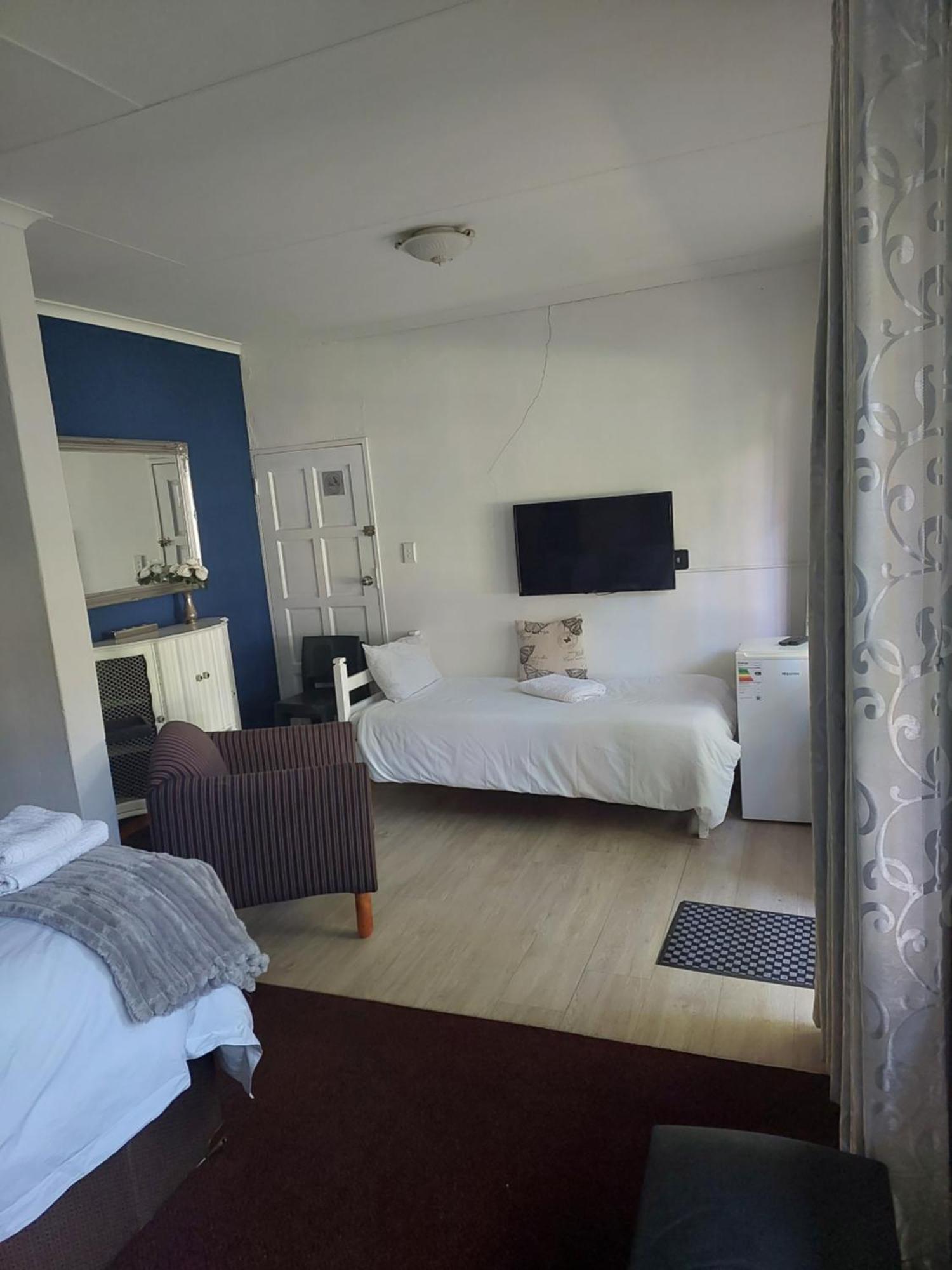 Wayside Lodge ووترفال بوفن المظهر الخارجي الصورة